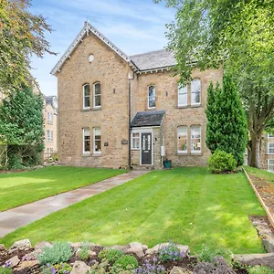 Holiday home The Chambers United Kingdom